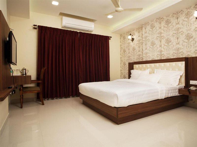 Hotel Mahalakshmi Residency Kolluru Luaran gambar